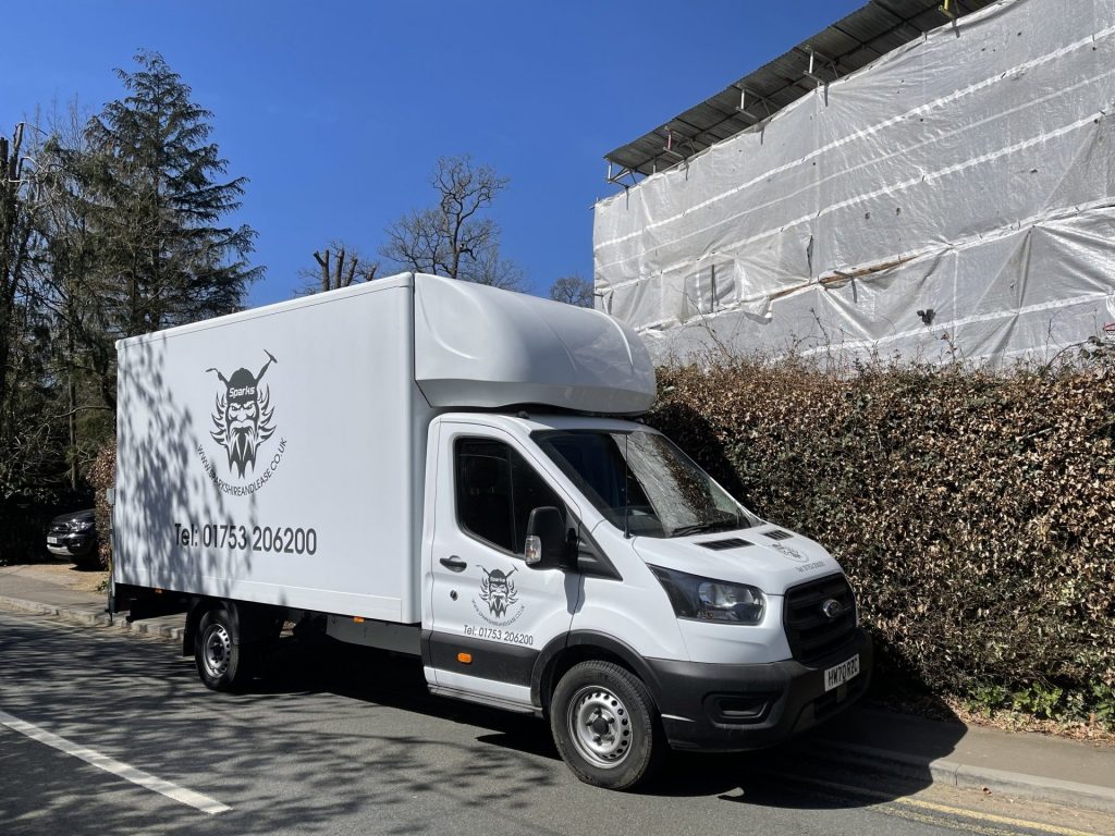 Ford Transit Luton Van with Tail Lift Hire