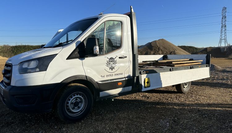 Sparks Flatbed Hire & Lease Heathrow and West London