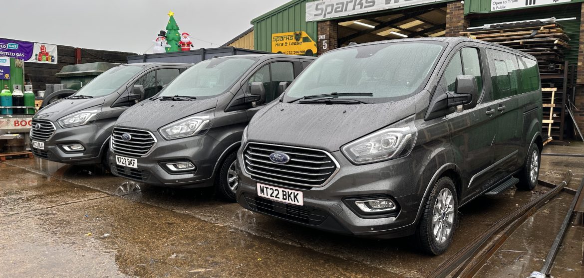 Sparks Ford 9-Seater Minibus for Film Crew Hire & Lease Heathrow and West London