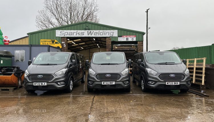 Sparks Ford Transit Minibus Hire & Lease Heathrow and West London